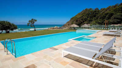 Stayz Coffs Harbour - Beach mansion